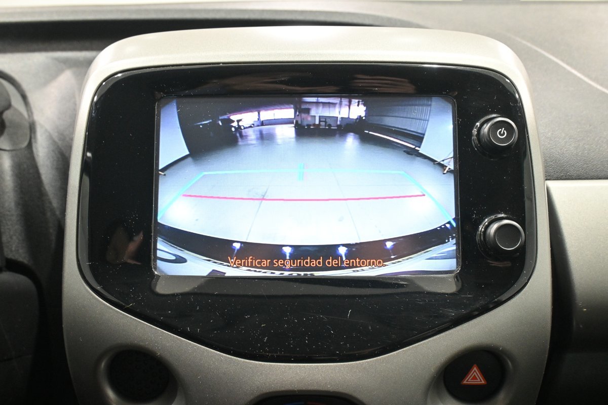 Foto Toyota Aygo 14