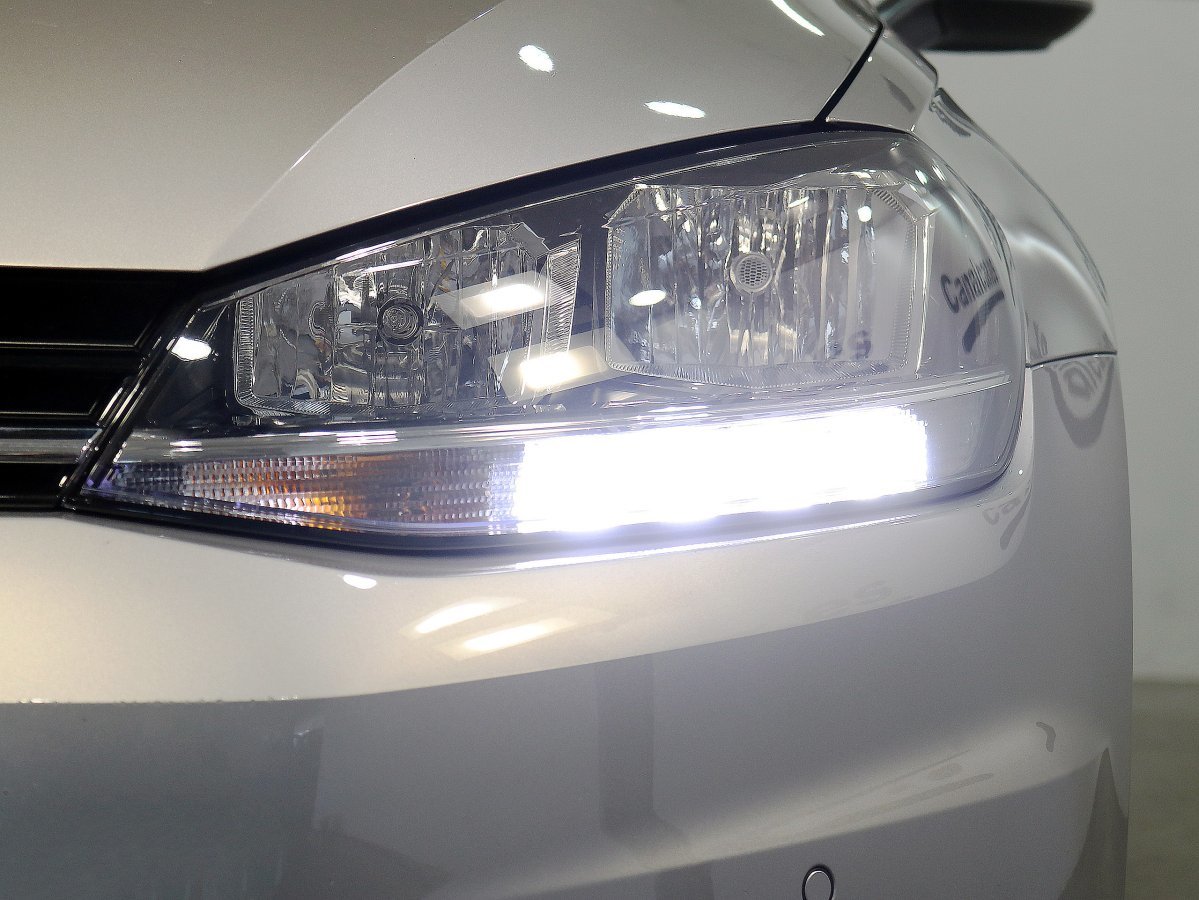 Foto Volkswagen Golf 12