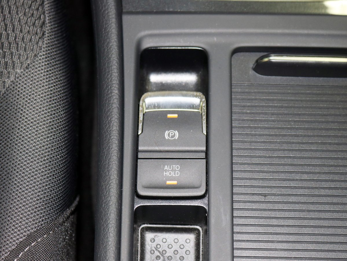 Foto Volkswagen Golf 21