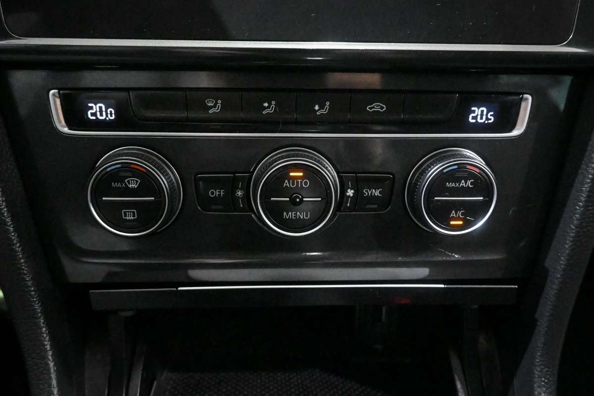 Foto Volkswagen Golf 18
