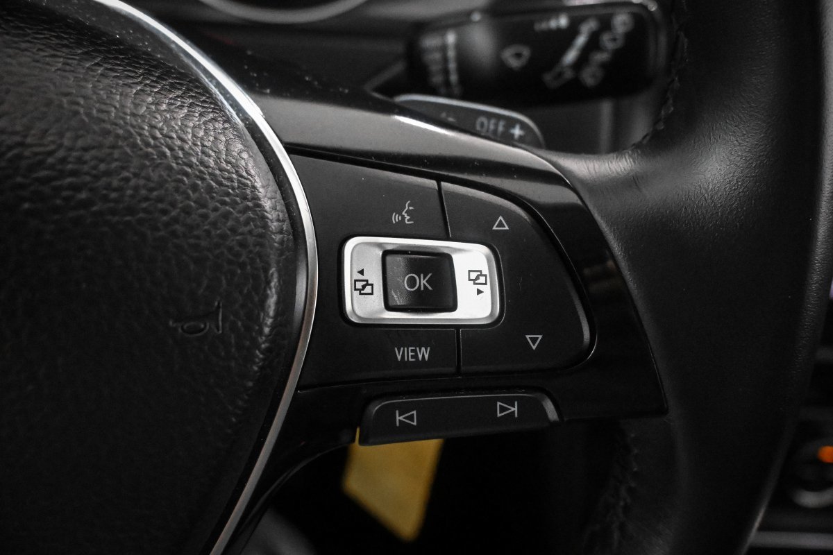 Foto Volkswagen Golf 23