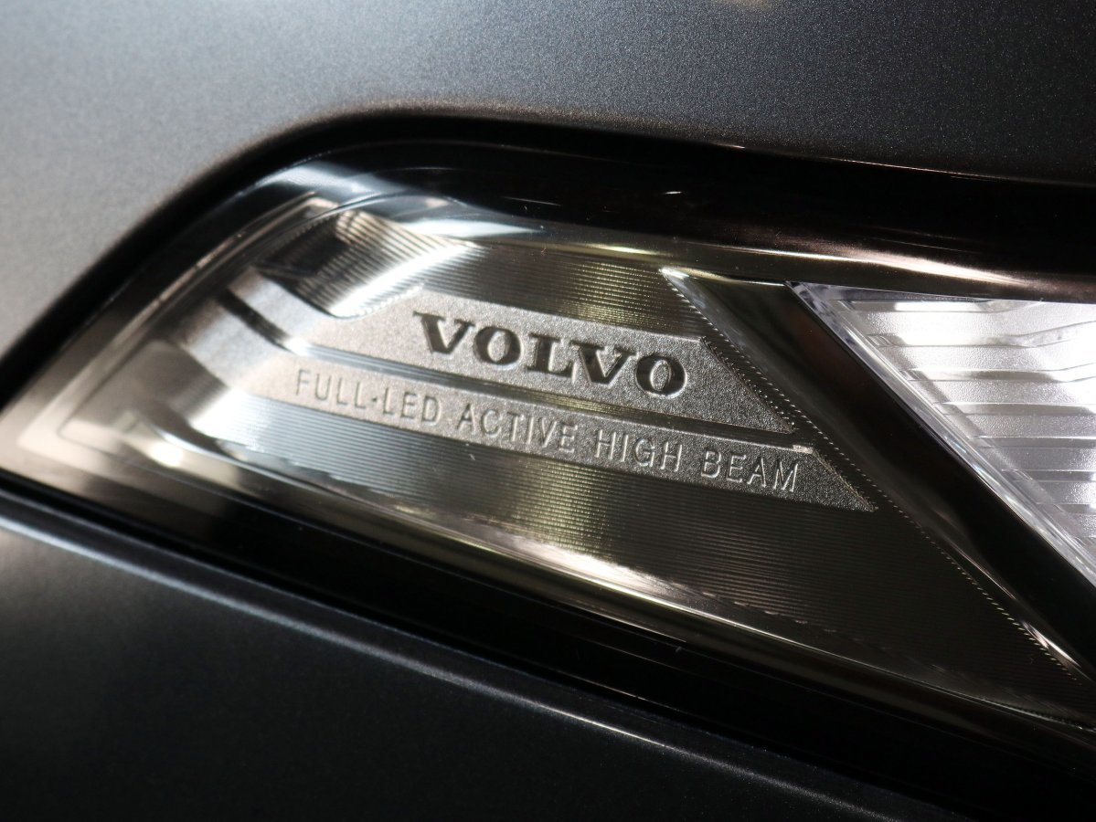 Foto Volvo XC90 11