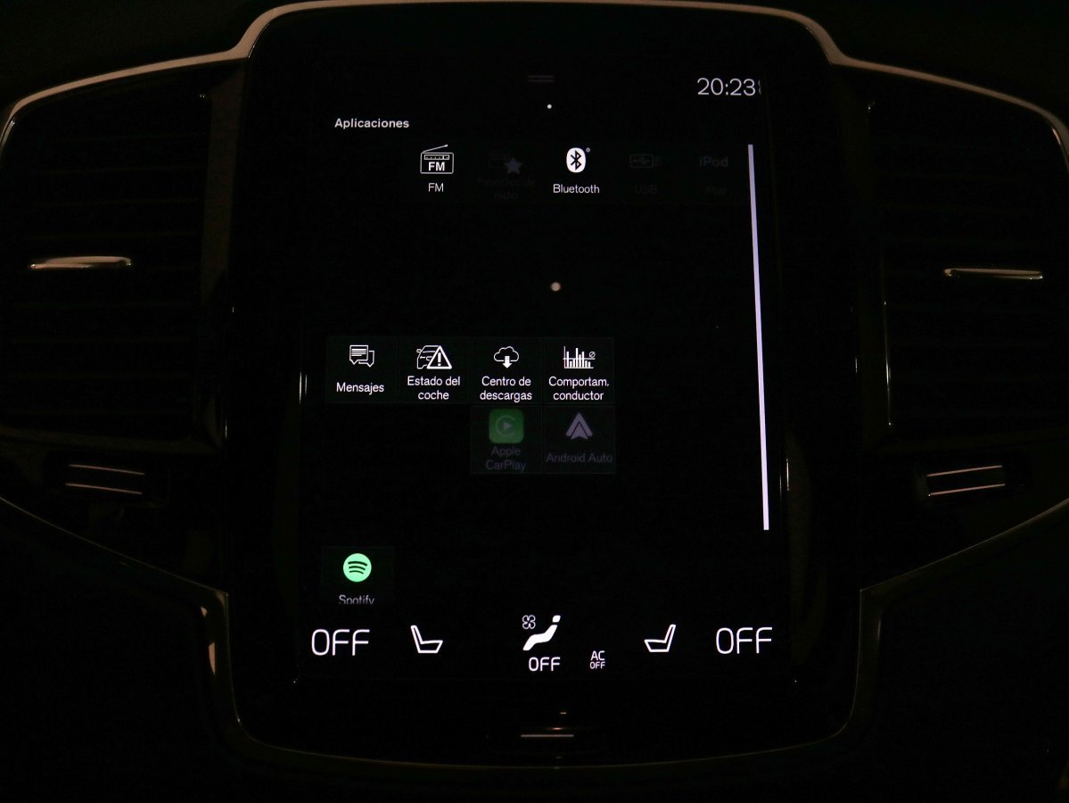 Foto Volvo XC90 21