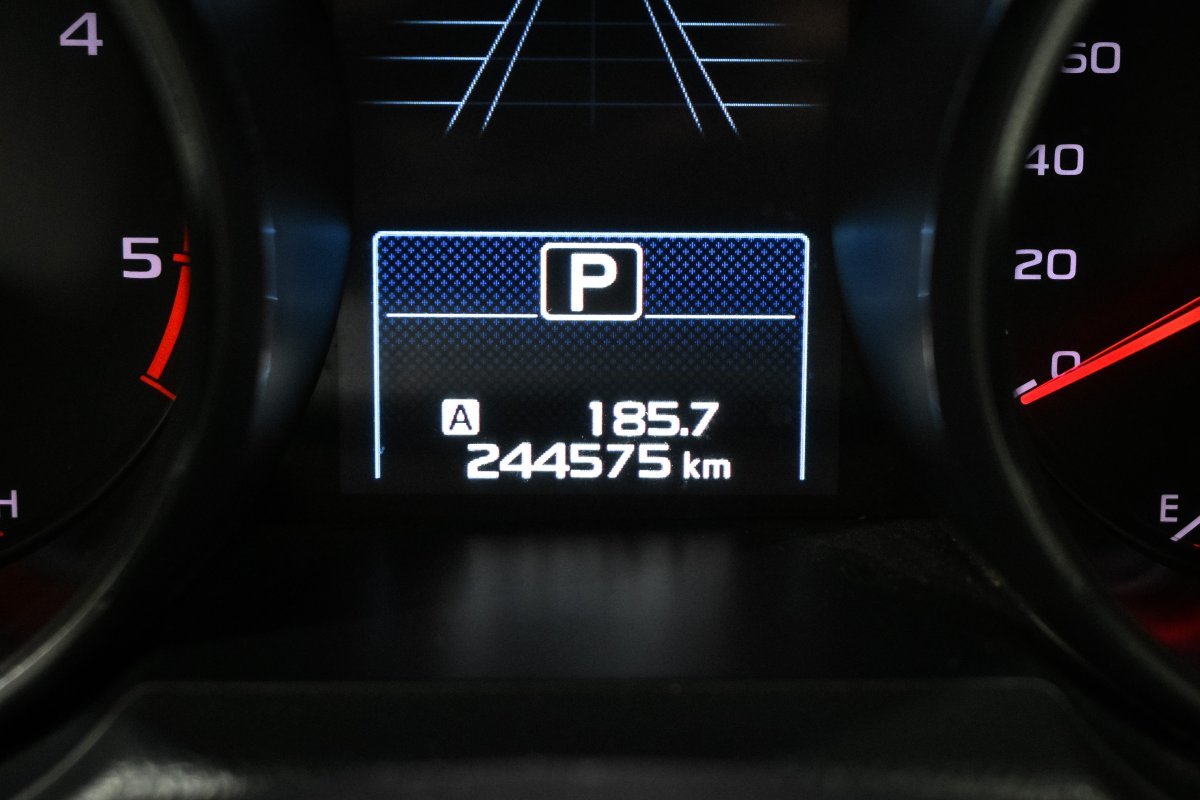 Foto Subaru Outback 12