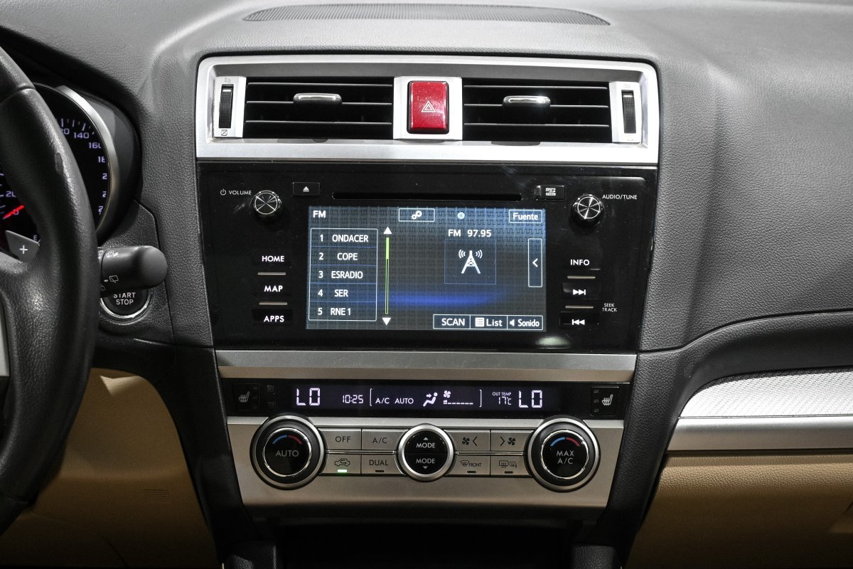 Foto Subaru Outback 14