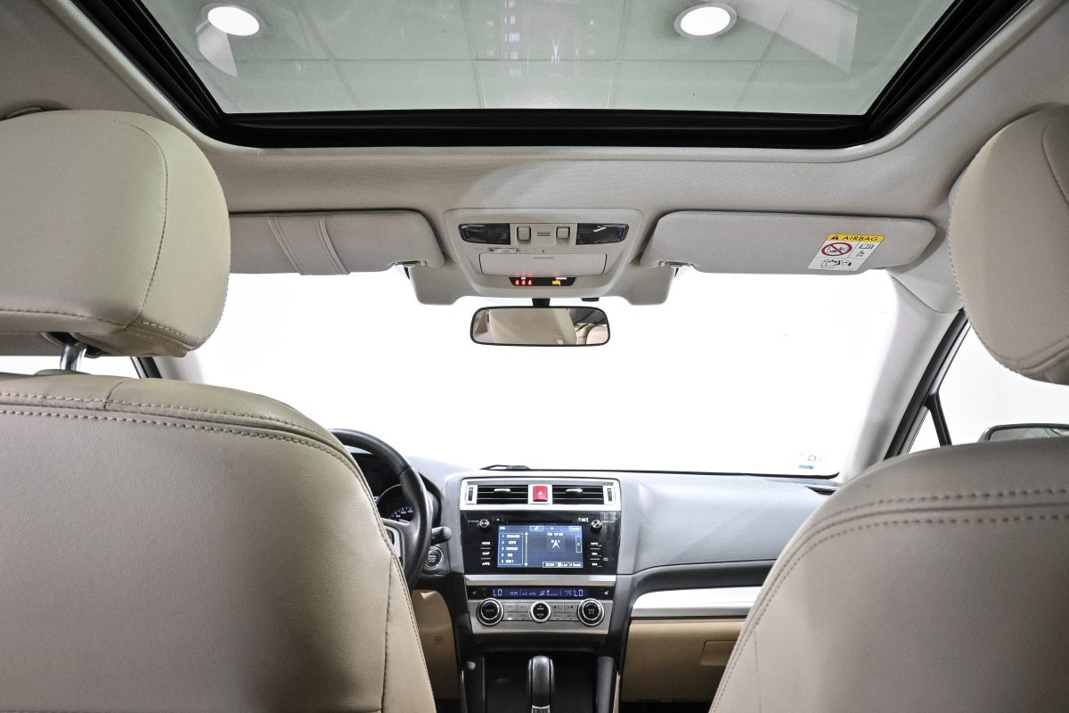 Foto Subaru Outback 28