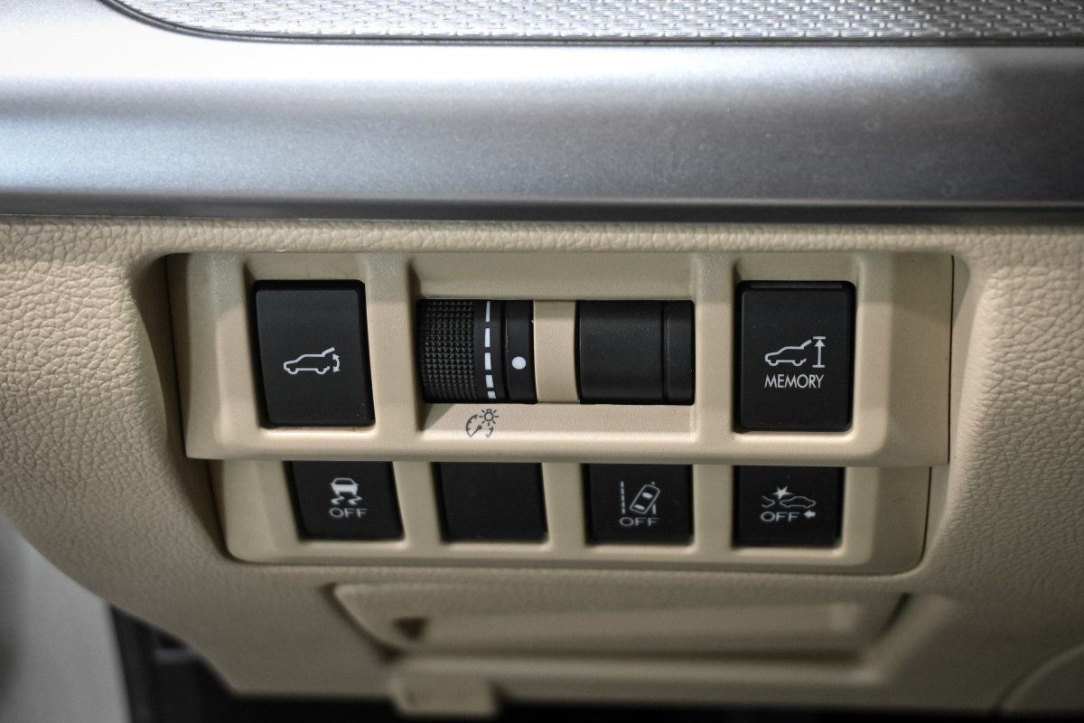 Foto Subaru Outback 31
