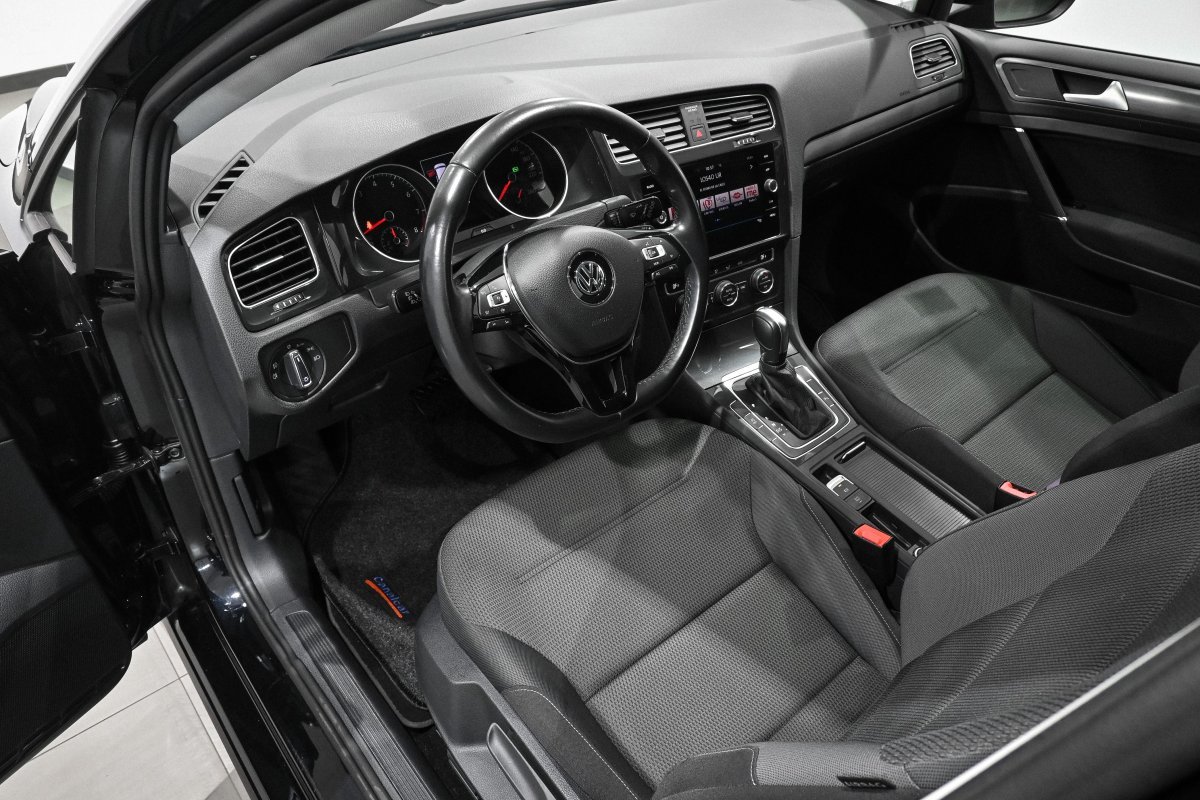 Foto Volkswagen Golf 9