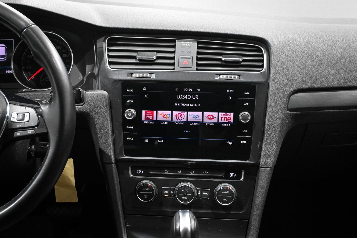 Foto Volkswagen Golf 14