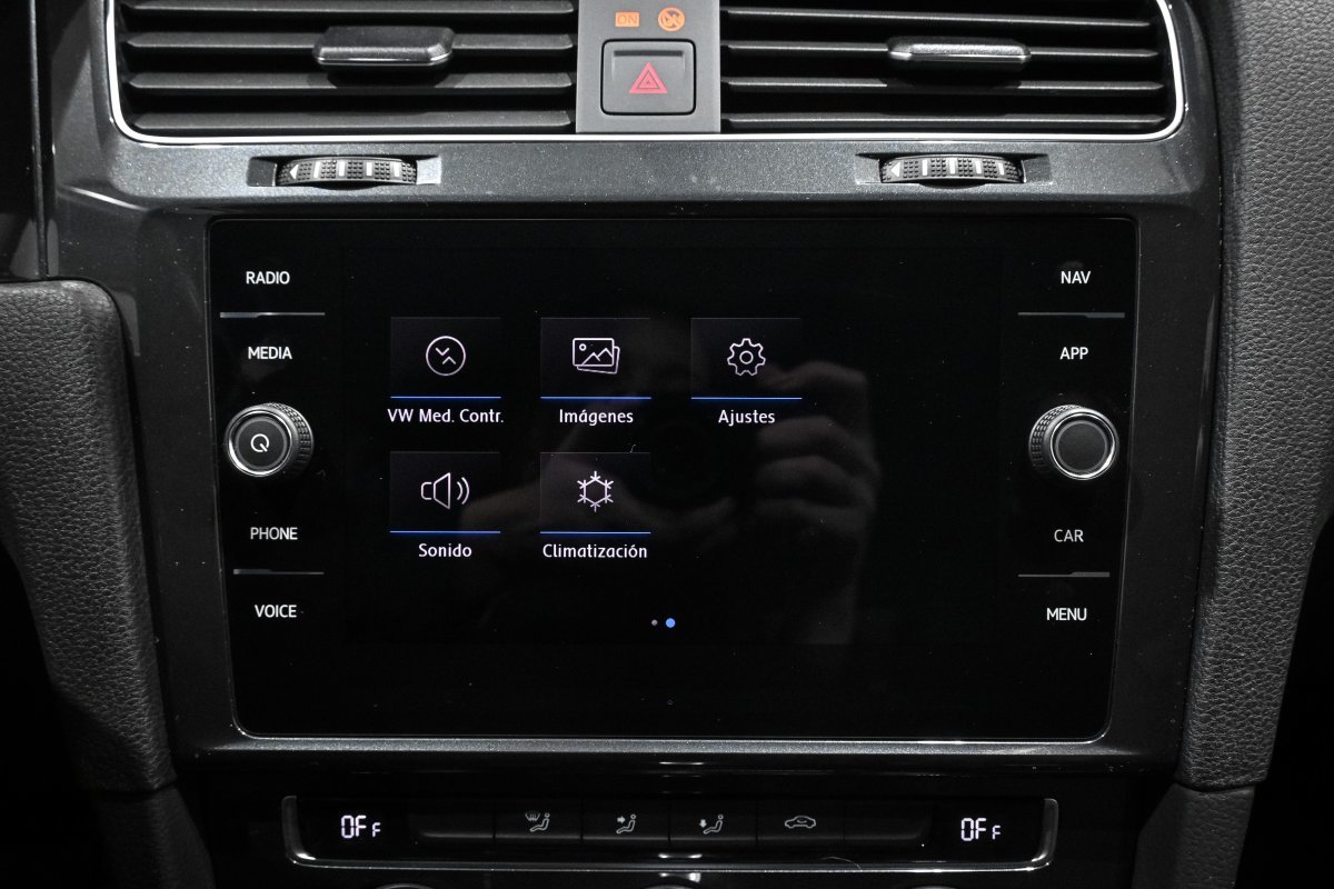 Foto Volkswagen Golf 16