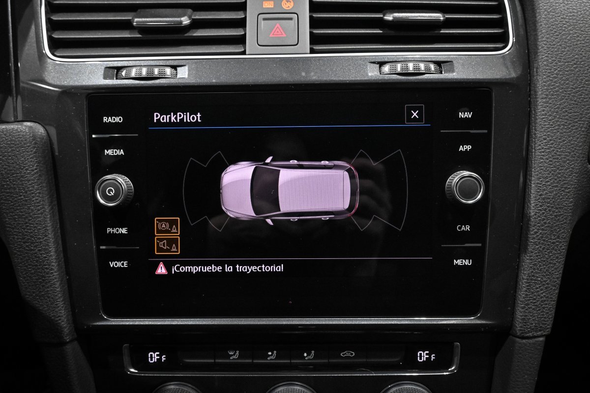 Foto Volkswagen Golf 17