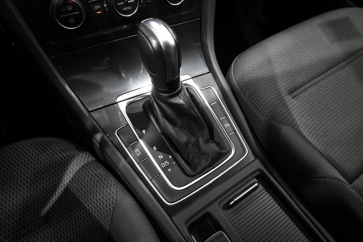 Foto Volkswagen Golf 21