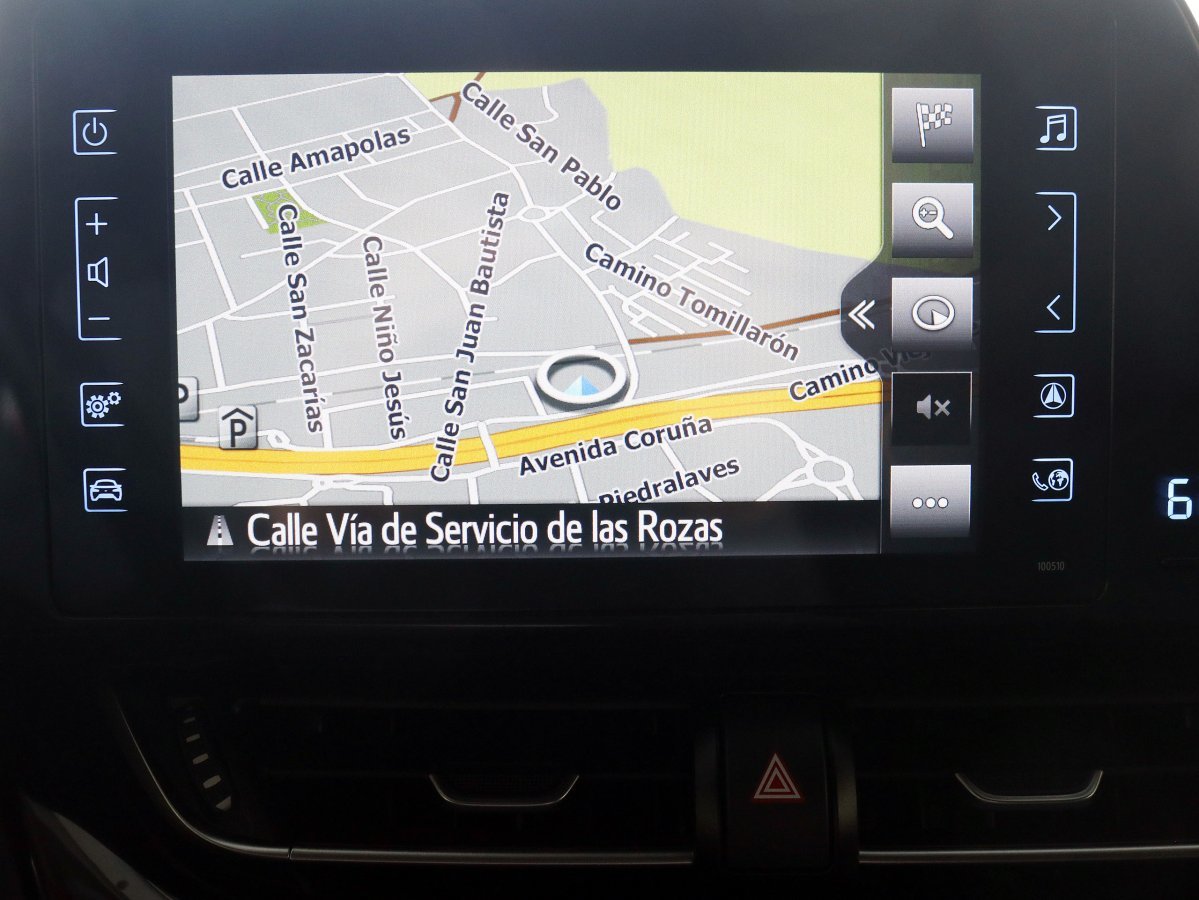 Foto Toyota C-HR 12