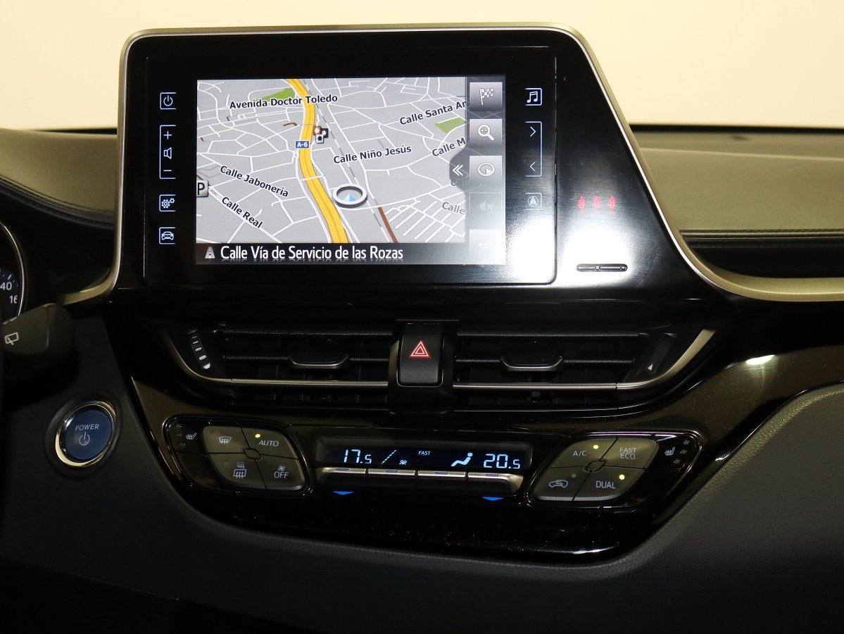 Foto Toyota C-HR 20