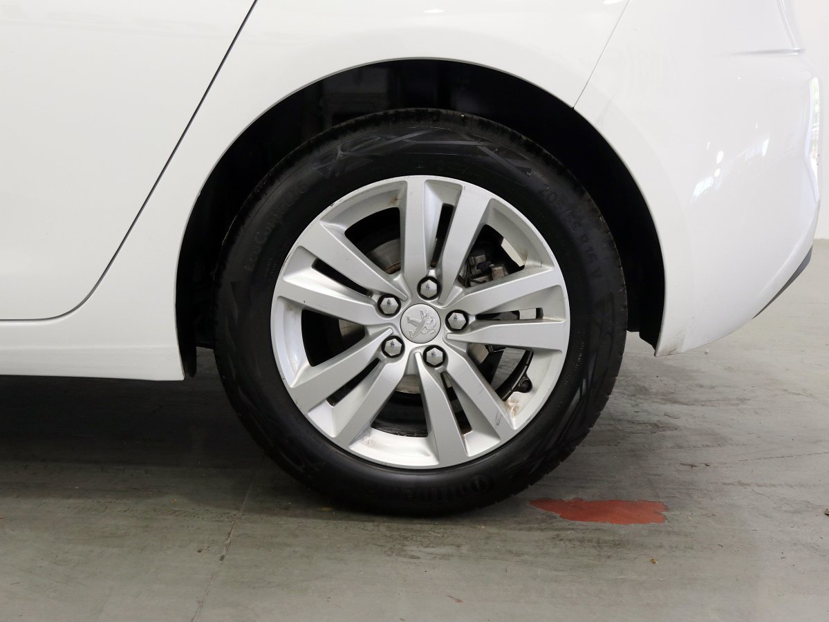 Foto Peugeot 308 32
