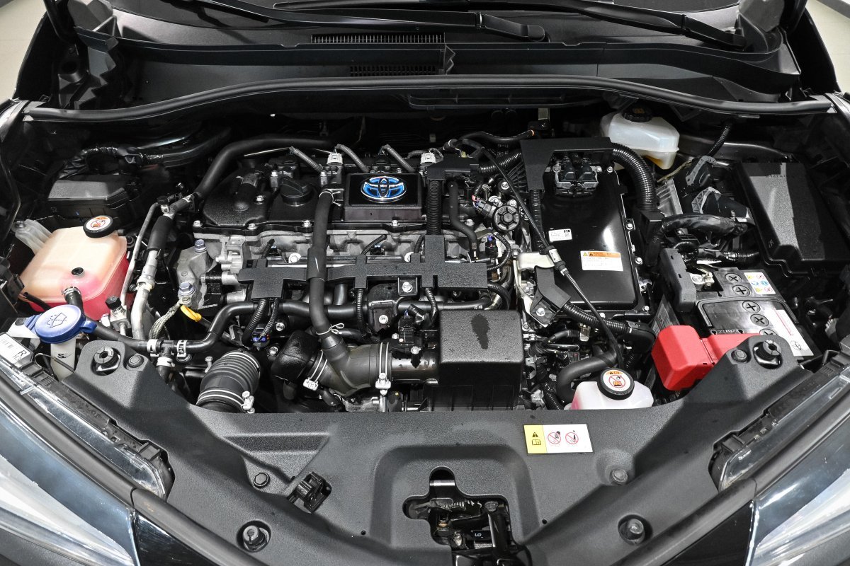Foto Toyota C-HR 7