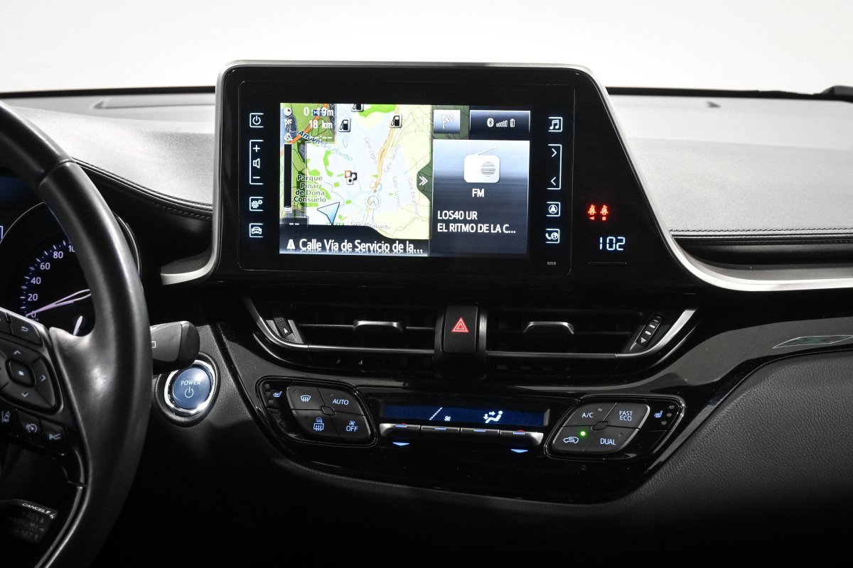 Foto Toyota C-HR 14