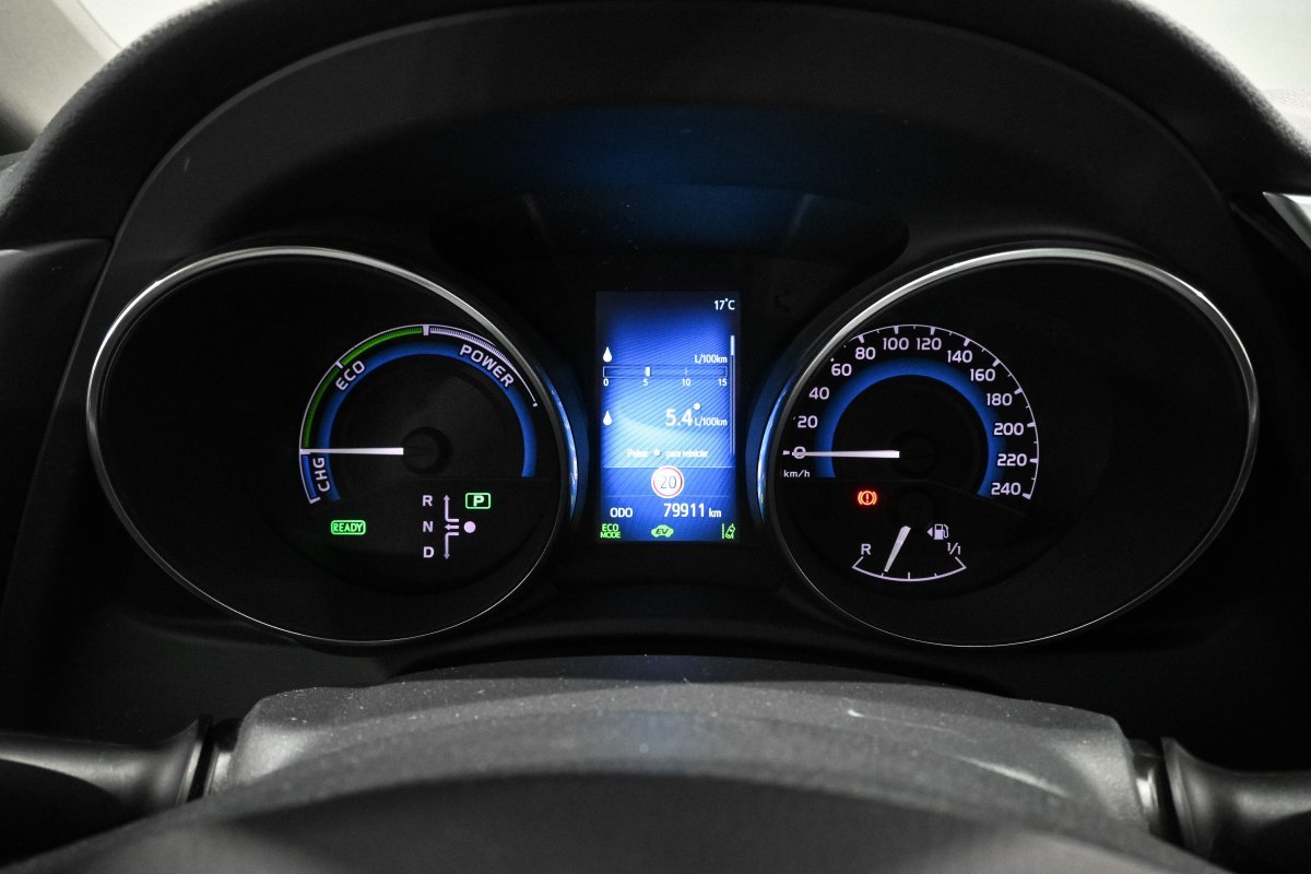 Foto Toyota Auris 13