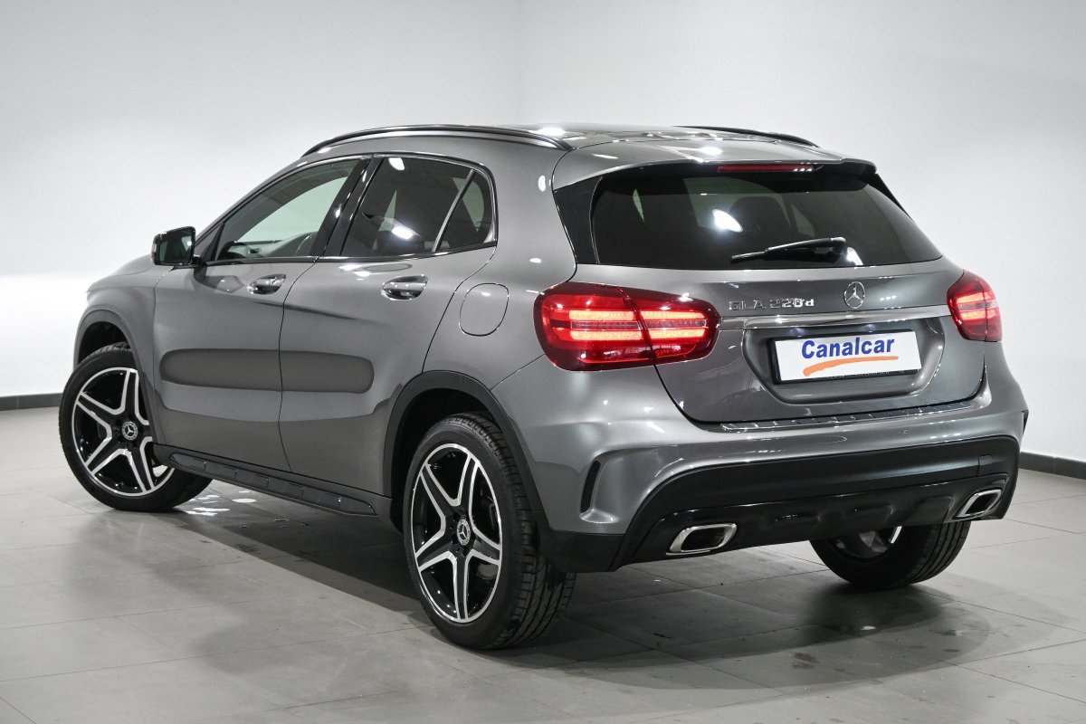 Foto Mercedes-Benz Clase GLA 6