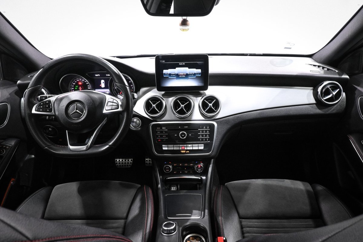Foto Mercedes-Benz Clase GLA 20
