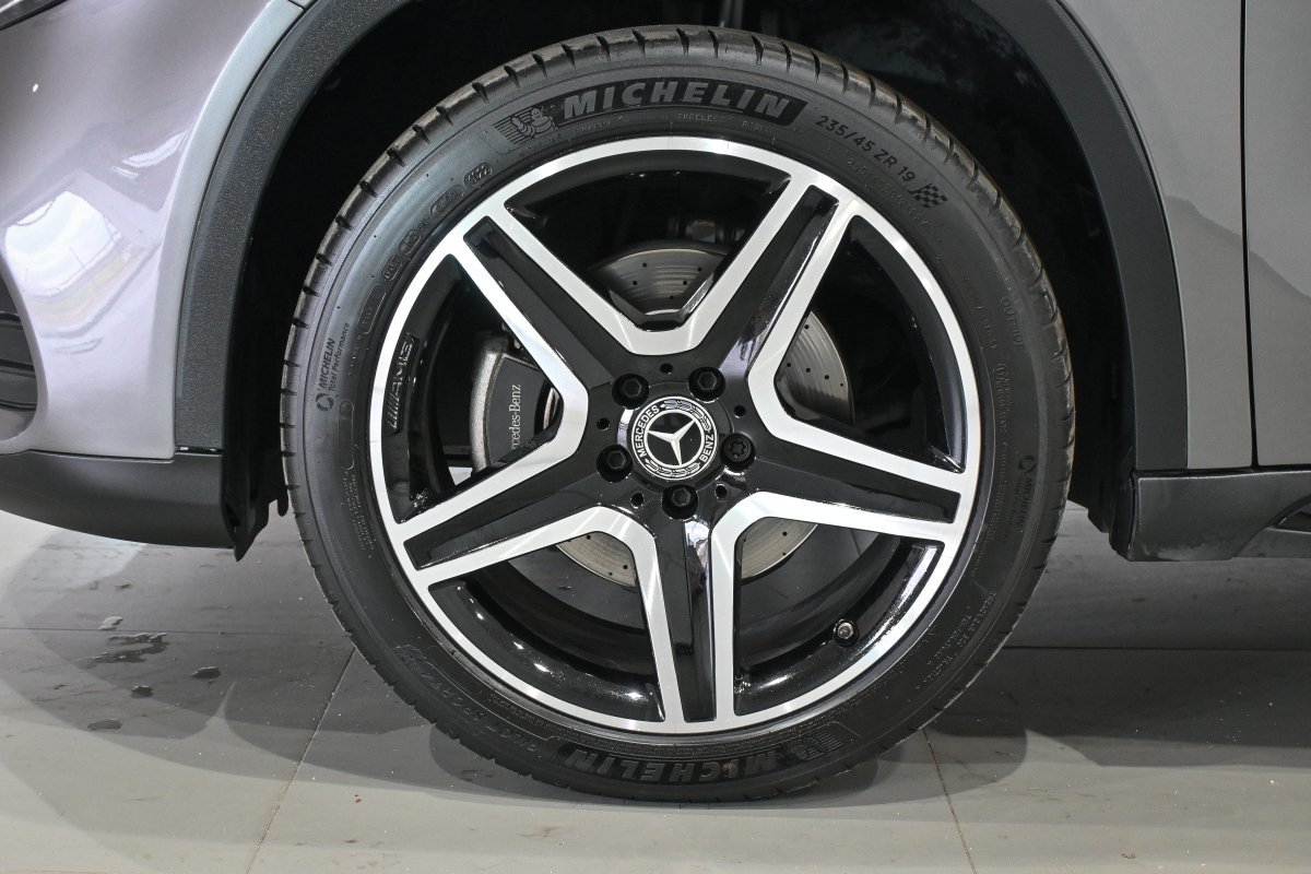 Foto Mercedes-Benz Clase GLA 33
