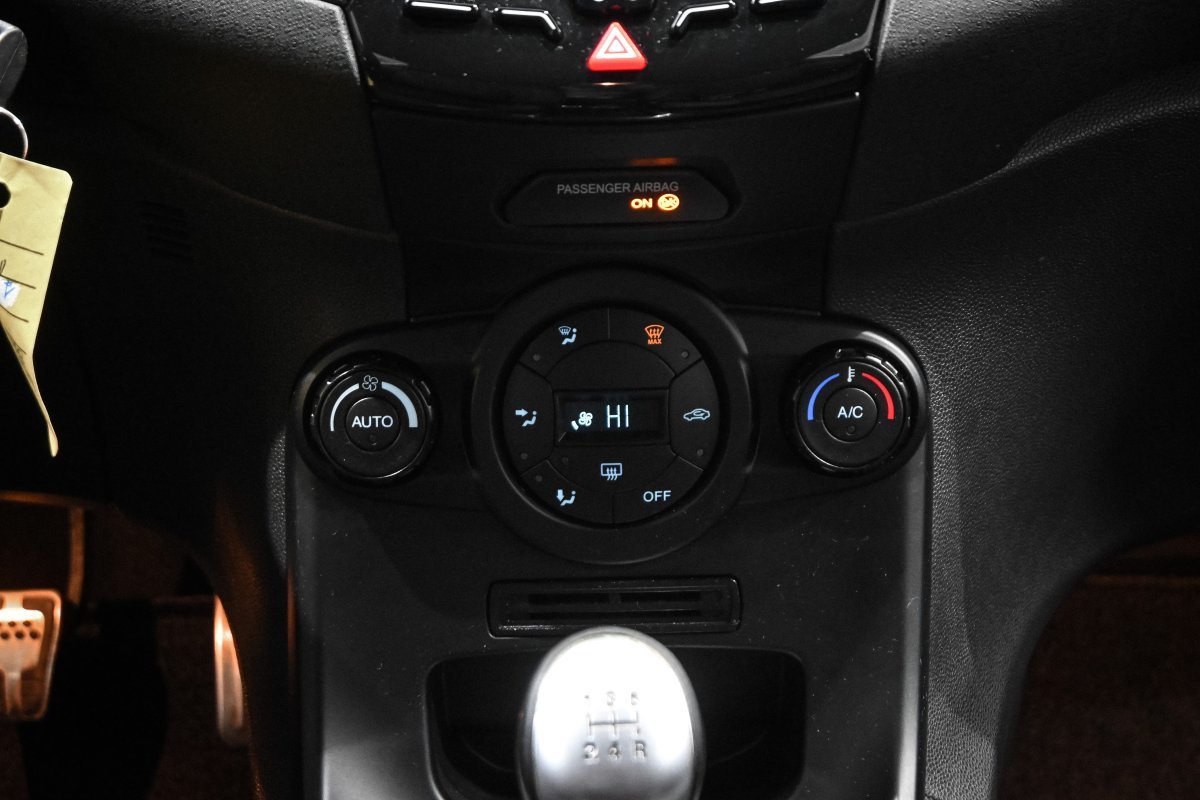 Foto Ford Fiesta 15