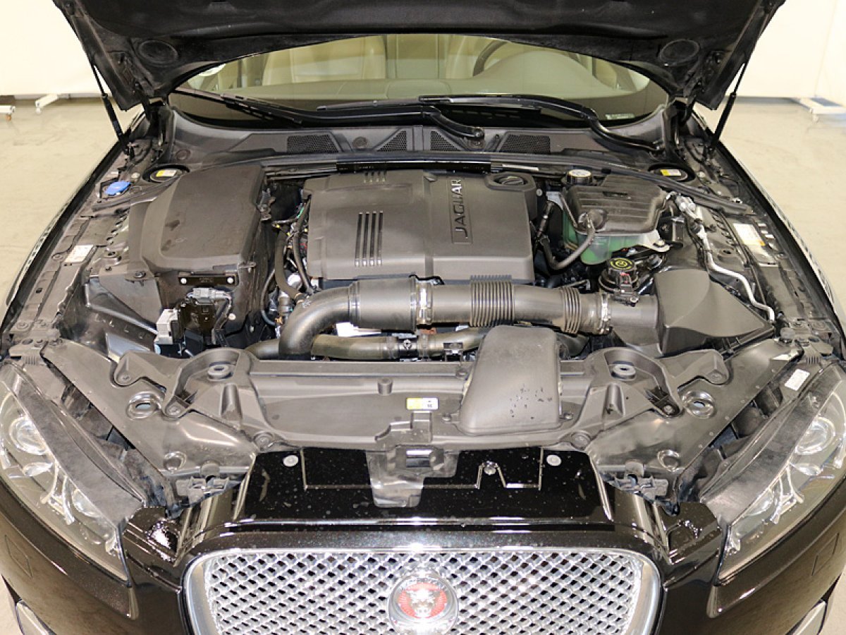 Foto Jaguar XF 7