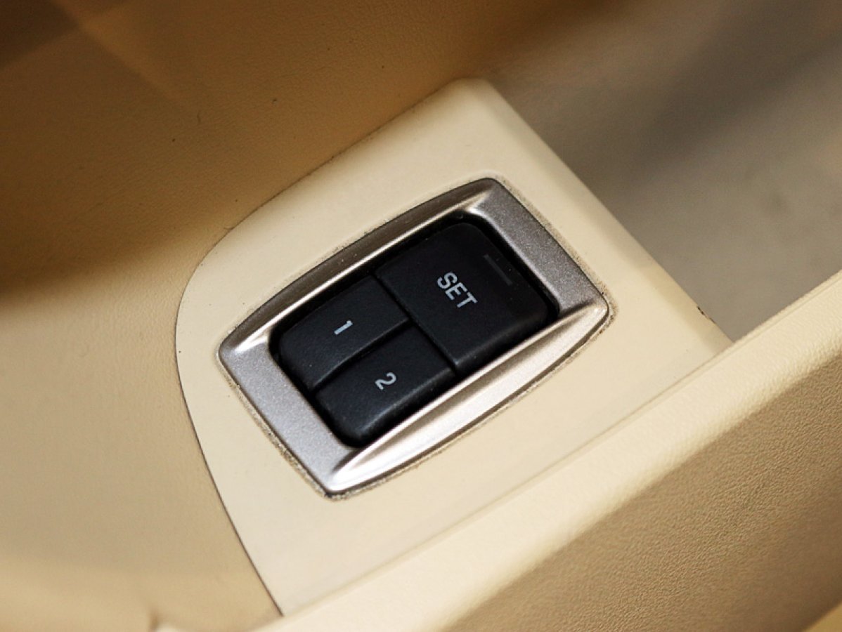 Foto Jaguar XF 25