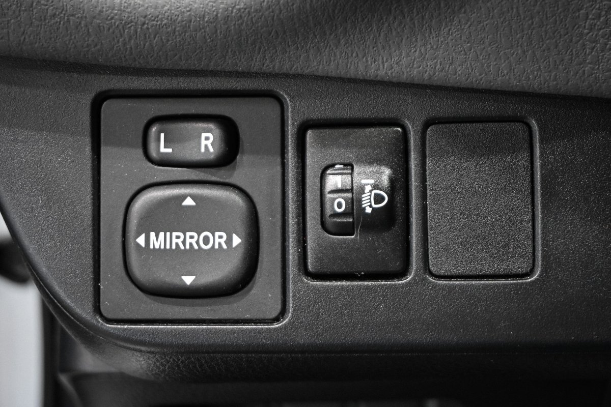 Foto Toyota Yaris 26