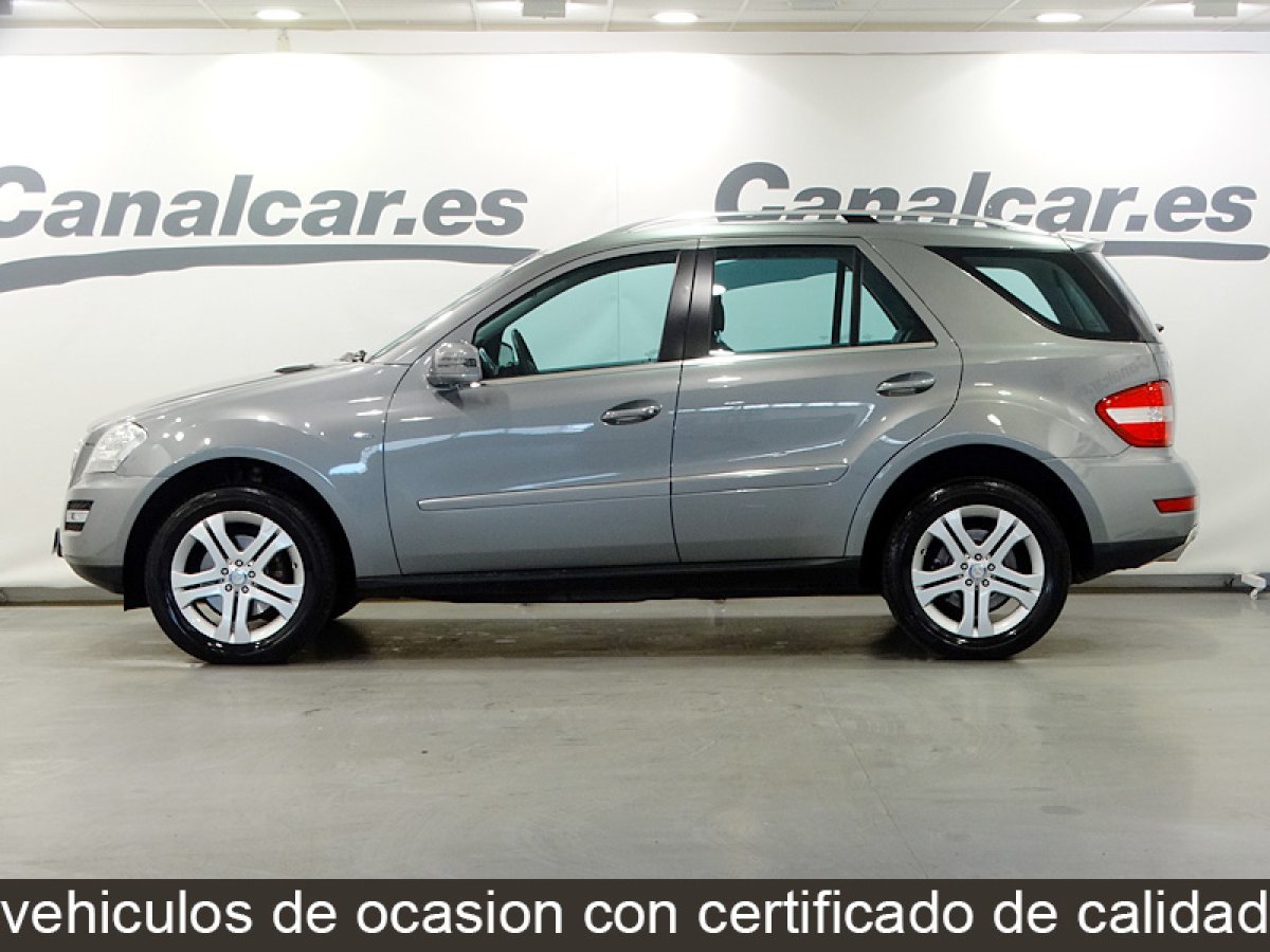 Foto Mercedes-Benz Clase M 9