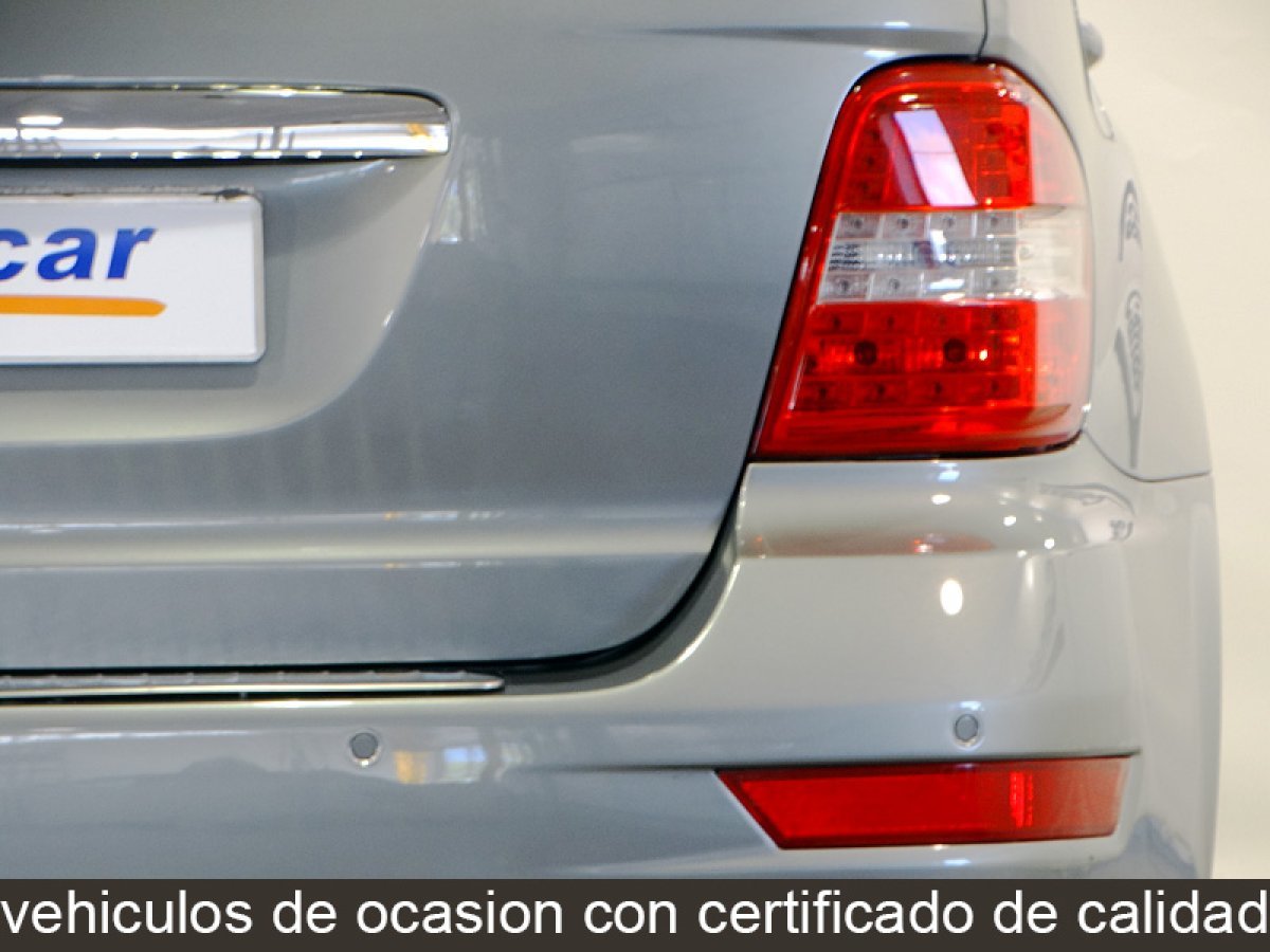 Foto Mercedes-Benz Clase M 14