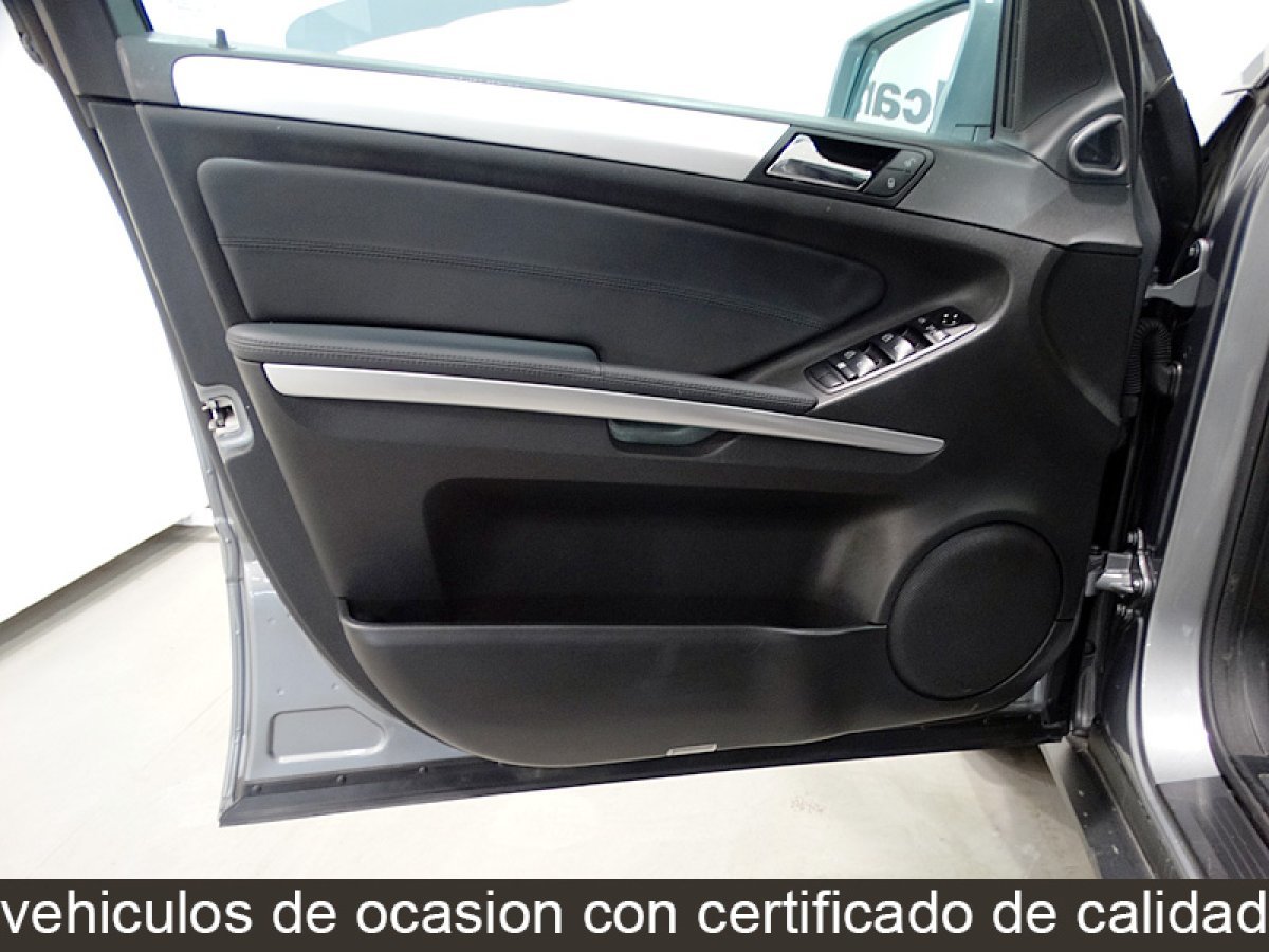 Foto Mercedes-Benz Clase M 22