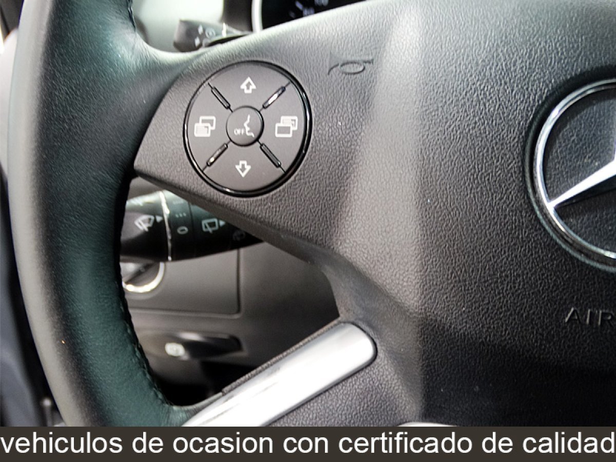 Foto Mercedes-Benz Clase M 25
