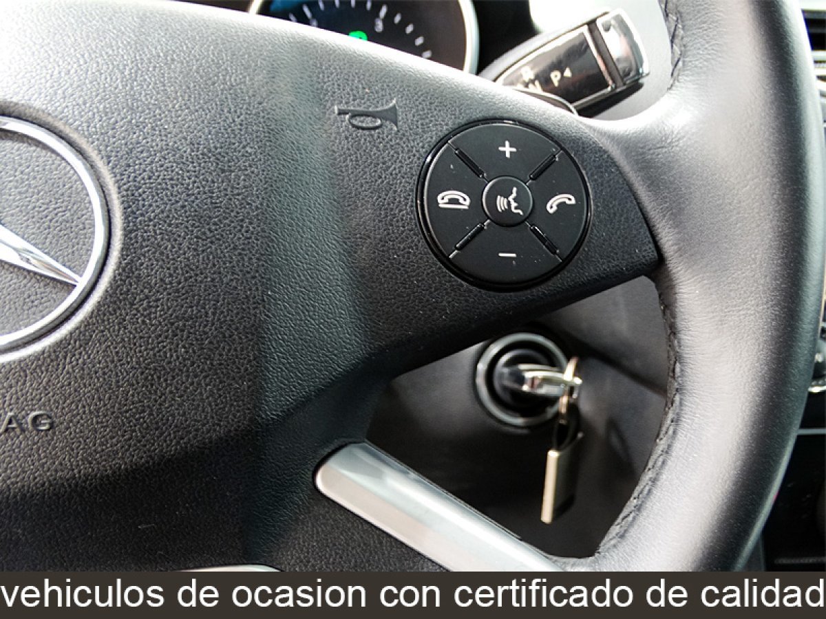 Foto Mercedes-Benz Clase M 26