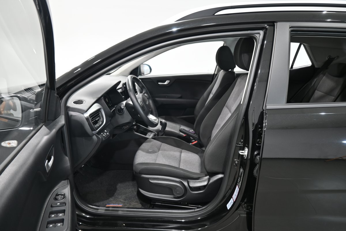 Foto Kia Stonic 10