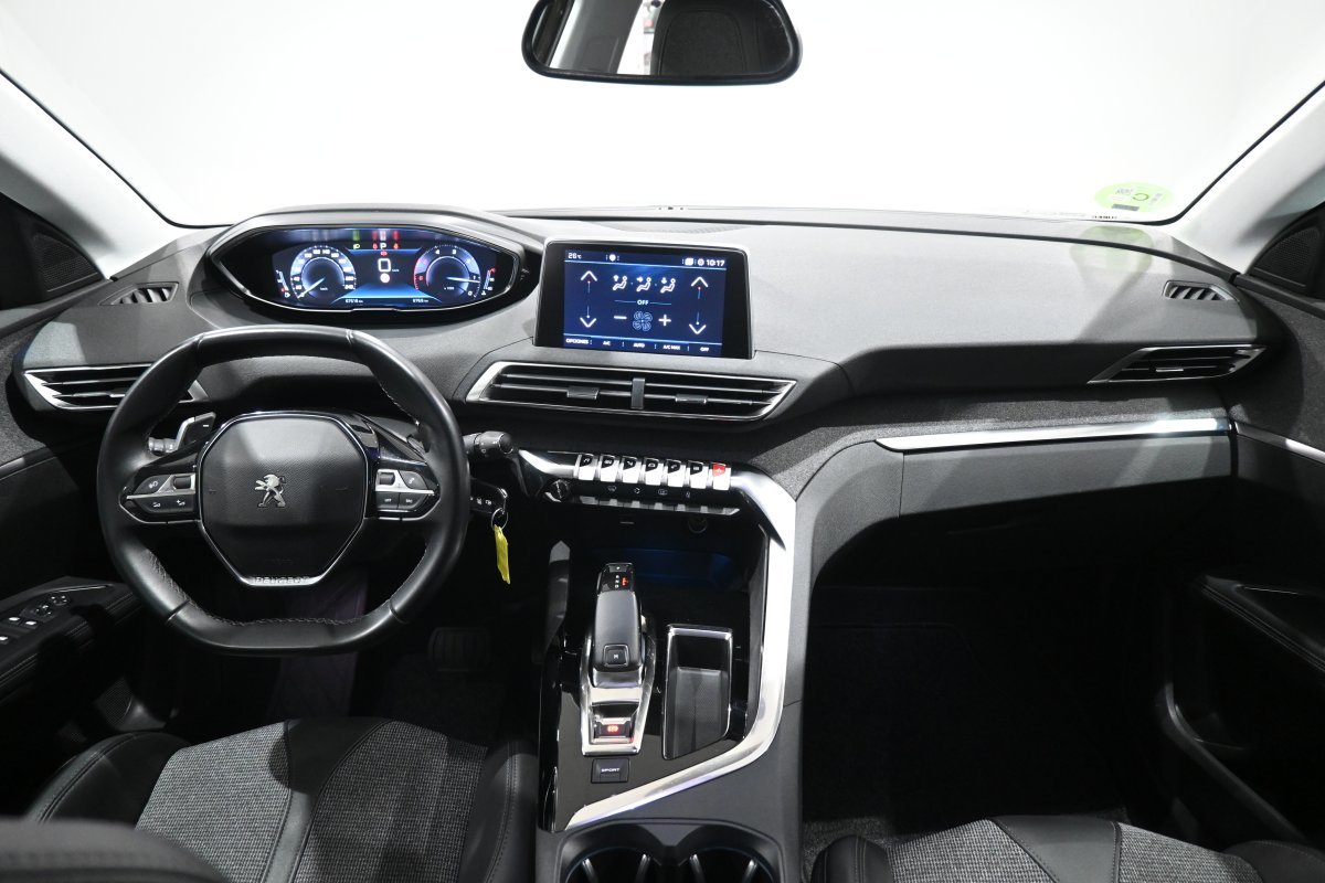 Foto Peugeot 5008 18 Foto Peugeot 5008 18