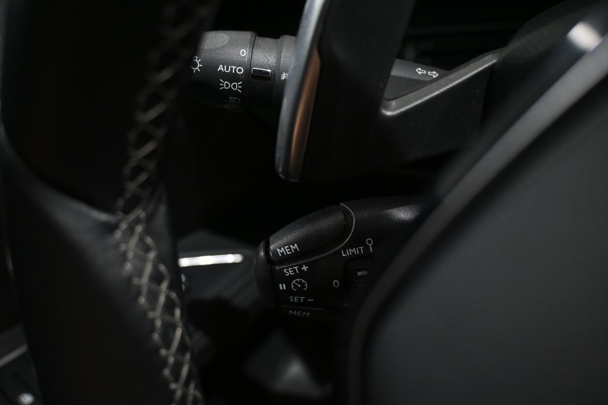 Foto Peugeot 5008 22 Foto Peugeot 5008 22