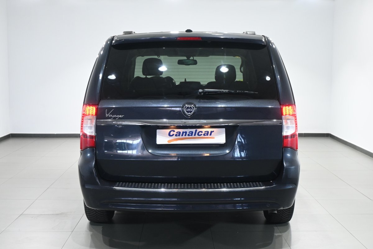 Foto Lancia Voyager 5