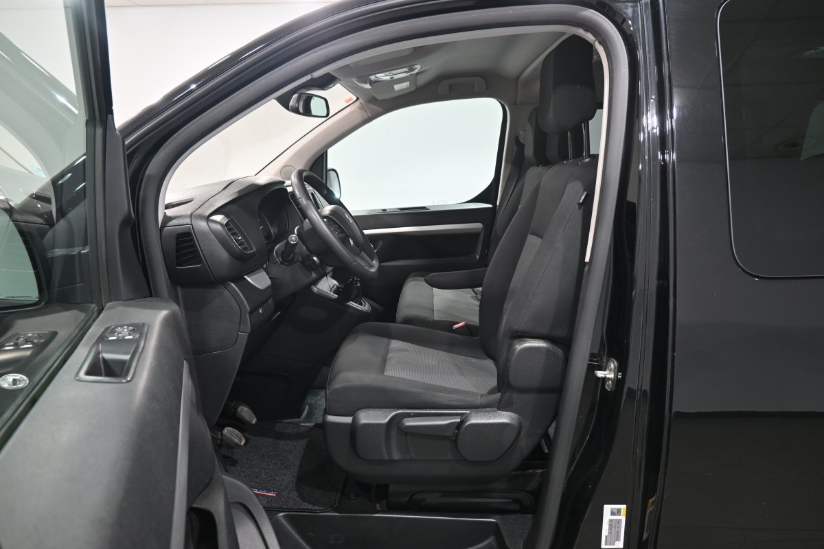 Foto Peugeot Traveller 10