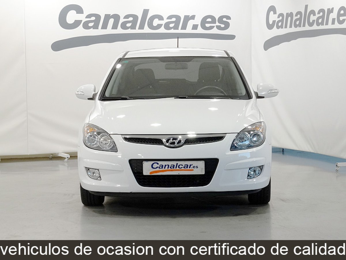 Foto Hyundai i30 2 Foto Hyundai i30 2