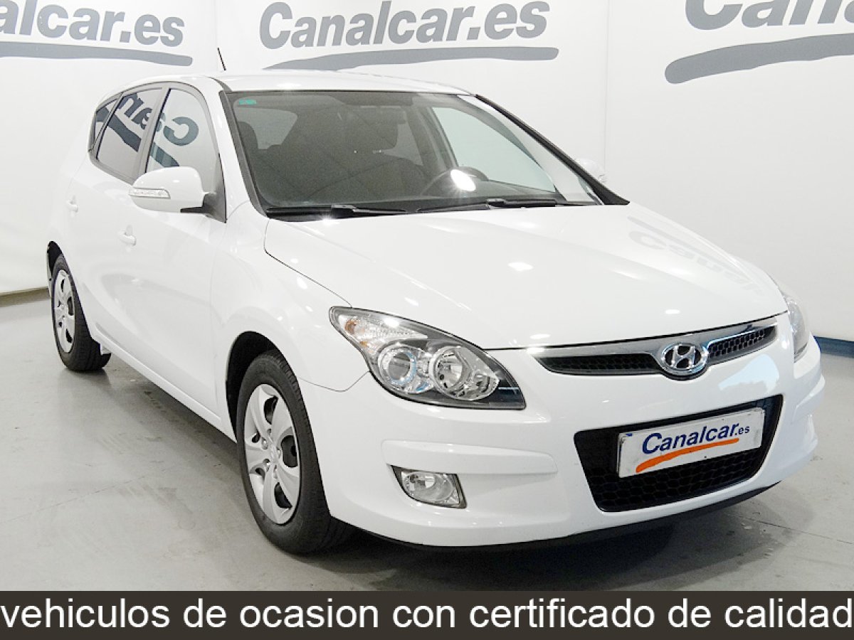 Foto Hyundai i30 4 Foto Hyundai i30 4