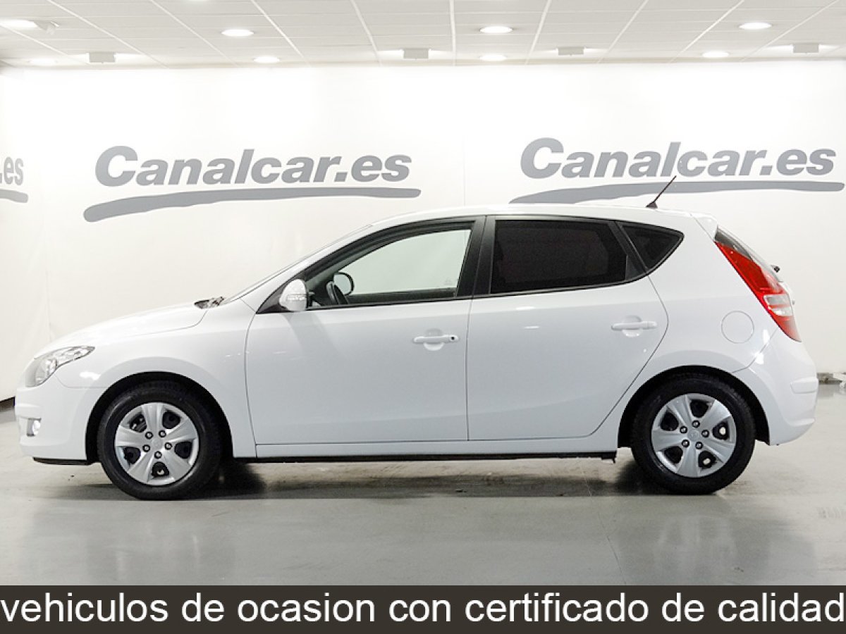Foto Hyundai i30 10 Foto Hyundai i30 10