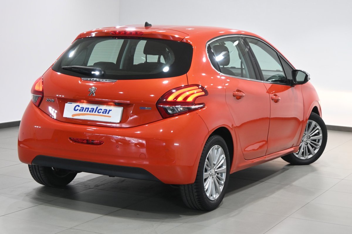 Foto Peugeot 208 4 Foto Peugeot 208 4