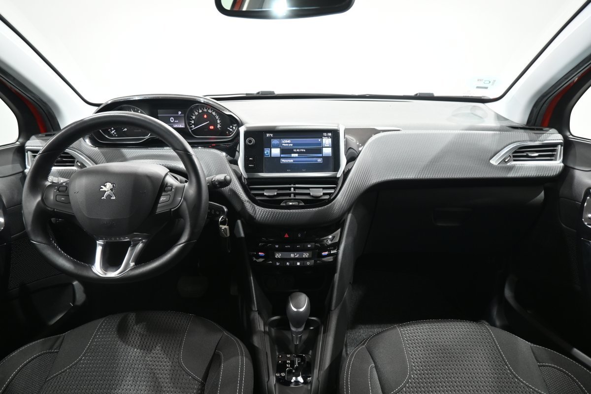Foto Peugeot 208 19 Foto Peugeot 208 19