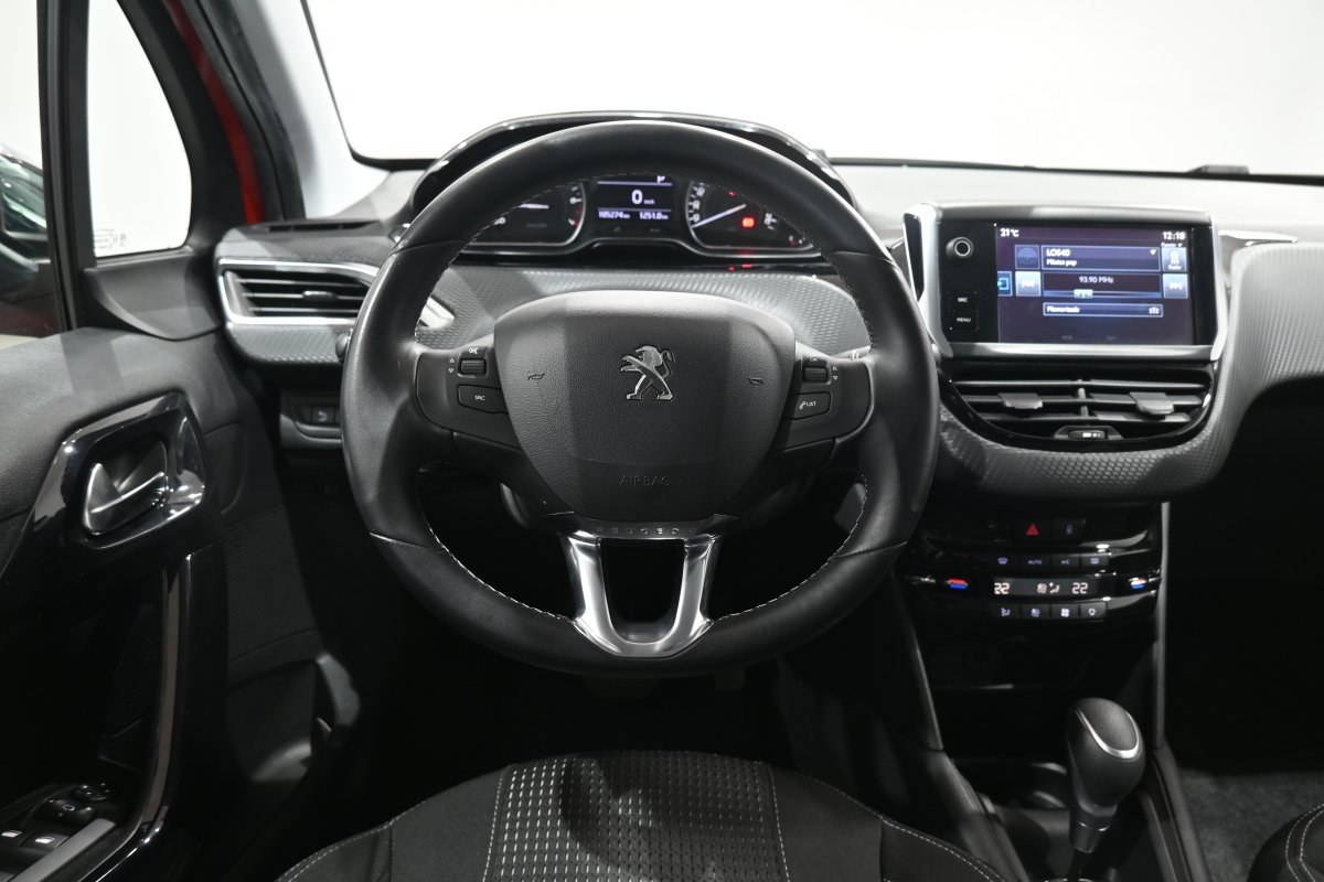Foto Peugeot 208 20 Foto Peugeot 208 20