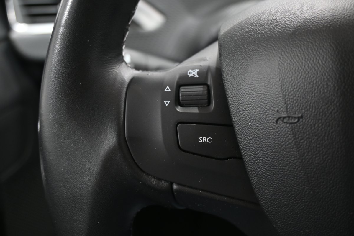 Foto Peugeot 208 22 Foto Peugeot 208 22