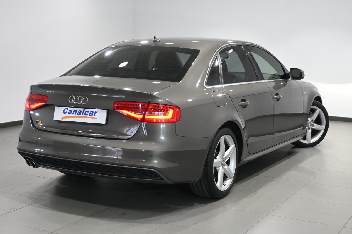Foto Audi A4 4 Foto Audi A4 4