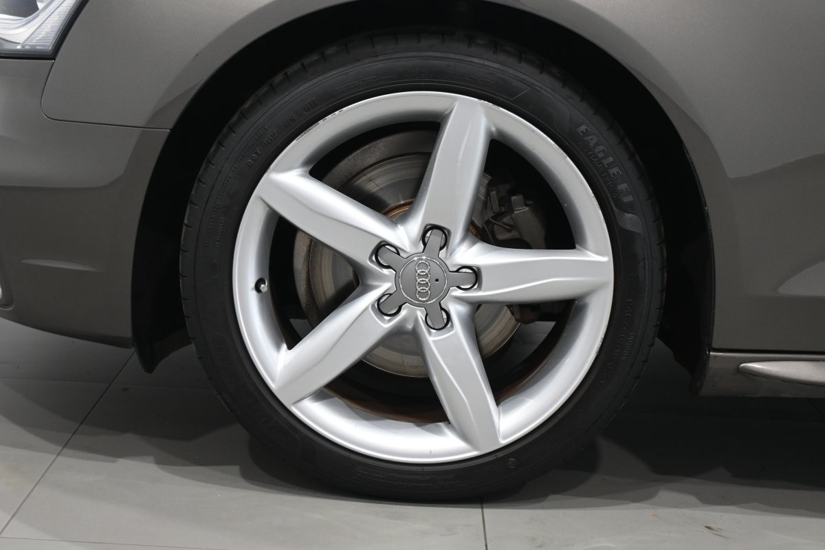 Foto Audi A4 28 Foto Audi A4 28
