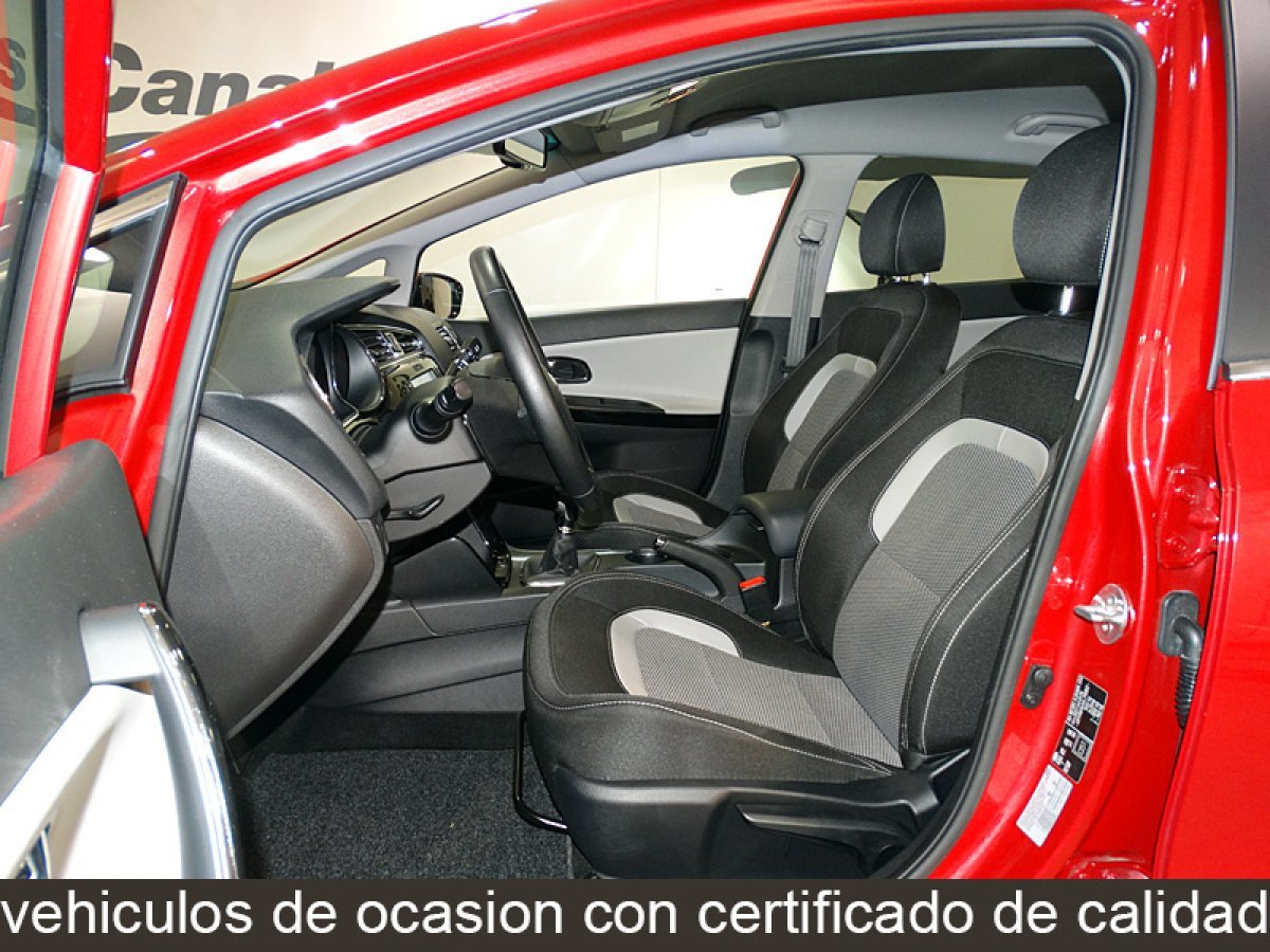 Foto Kia Ceed 14