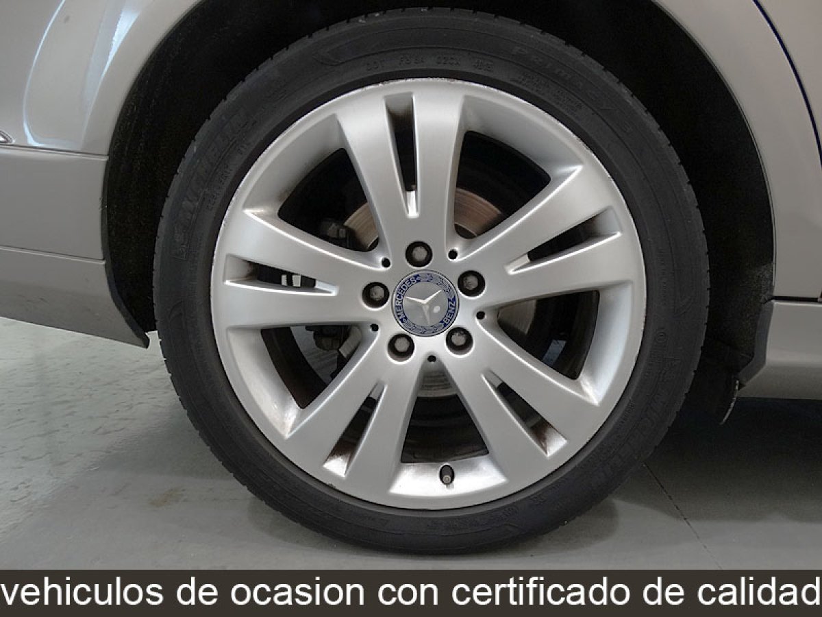 Foto Mercedes-Benz Clase C 13